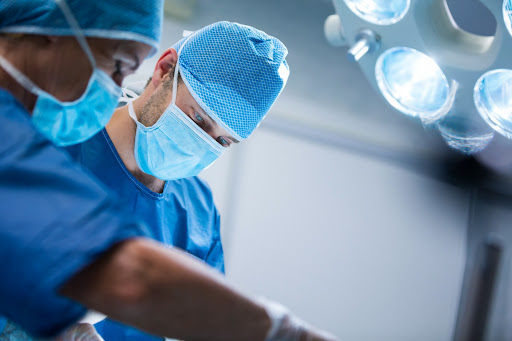Mitos e verdades sobre cirurgia plástica