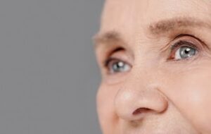 Blefaroplastia: saiba como funciona a plástica das pálpebras