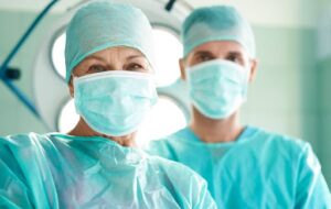 Como escolher um cirurgião plástico para lipoaspiração